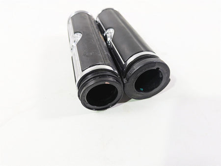 2016 Harley Touring FLHR Road King Willie G Skull Hand Grips - Read 56741-04 {{ shop.shopifyCountryName }} - Mototech271