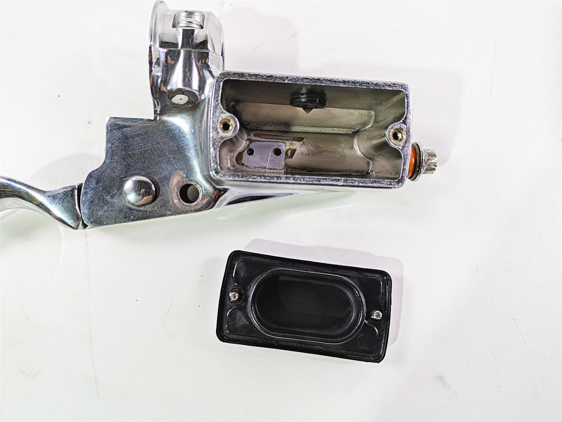 2002 Indian Spirit Deluxe Chrome 5/8 Front Brake Master Cylinder 41-037 {{ shop.shopifyCountryName }} - Mototech271