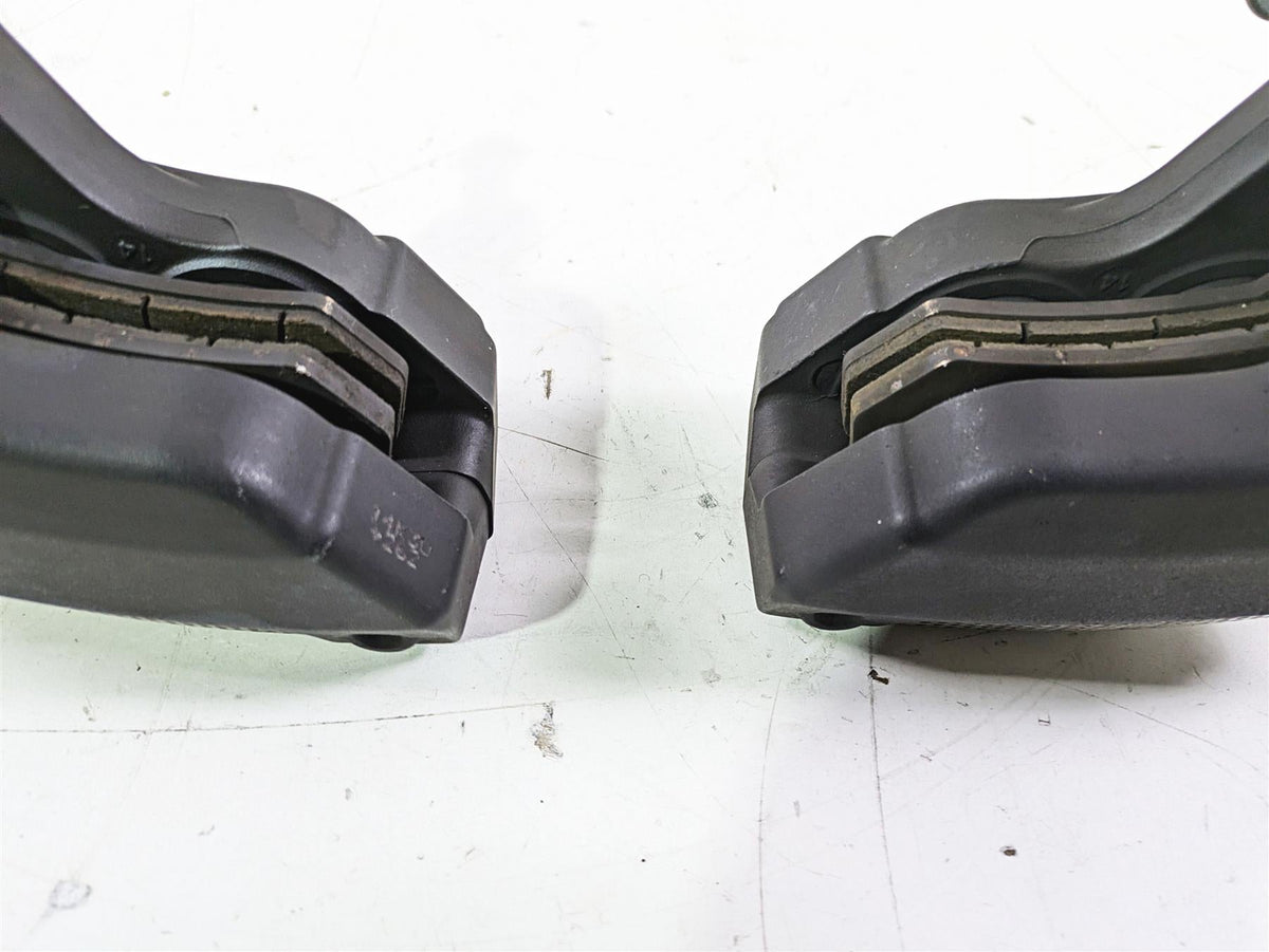 2015 Harley Touring FLHTKL E -Glide Low Front Brake Caliper Set 43027-08 {{ shop.shopifyCountryName }} - Mototech271