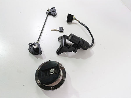 2006 Triumph Rocket 3 Ignition Switch Key Lock Tank Cap Set T2501074 T2502540 {{ shop.shopifyCountryName }} - Mototech271