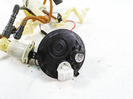 2011 Harley Touring FLHR Road King Fuel Gas Petrol Pump 62908-08 & 75076-08A {{ shop.shopifyCountryName }} - Mototech271