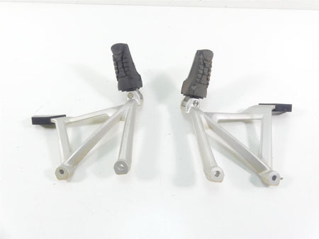 2013 BMW R1200GS GSW K50 Rear Passenger Footpeg Vario Case Set 46718532617 46718532616 {{ shop.shopifyCountryName }} - Mototech271