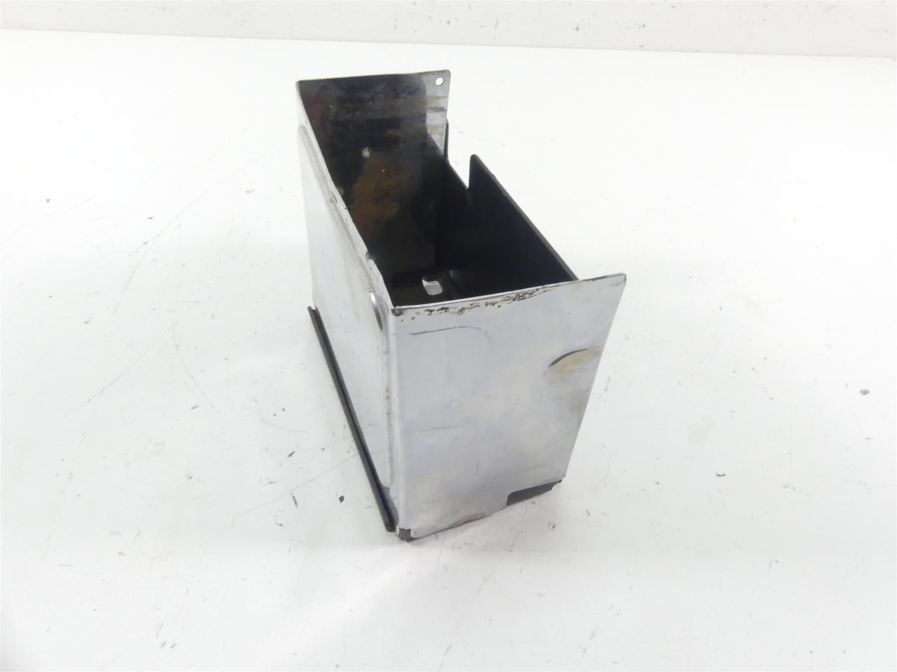 1998 Harley Dyna FXDL Low Rider Battery Stay Box + Chrome Cover 66375-97 {{ shop.shopifyCountryName }} - Mototech271