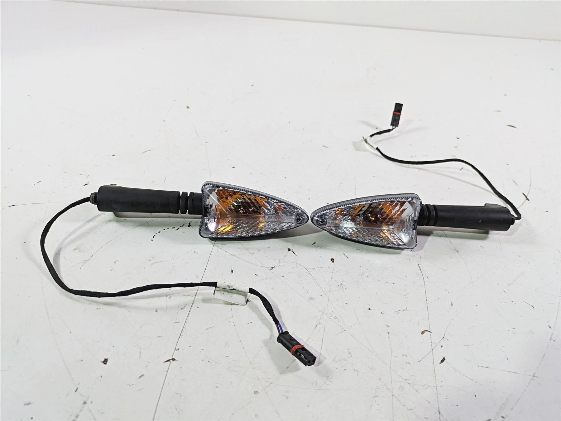 2018  BMW R1200GS GSW K50 Front Blinker Turn Signal Set 63138534353 | Mototech271