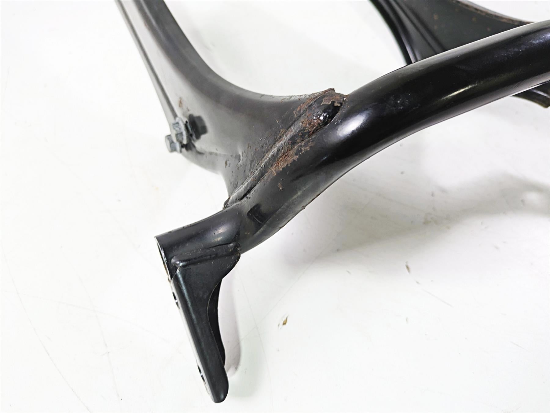 2018 Indian Chieftain Limited Rear Fender Metal Support 1023005 {{ shop.shopifyCountryName }} - Mototech271