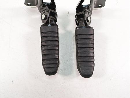 2016 Suzuki M109R VZR1800 Rear Passenger Footpeg Set 43600-48G00 43700-48G00 {{ shop.shopifyCountryName }} - Mototech271
