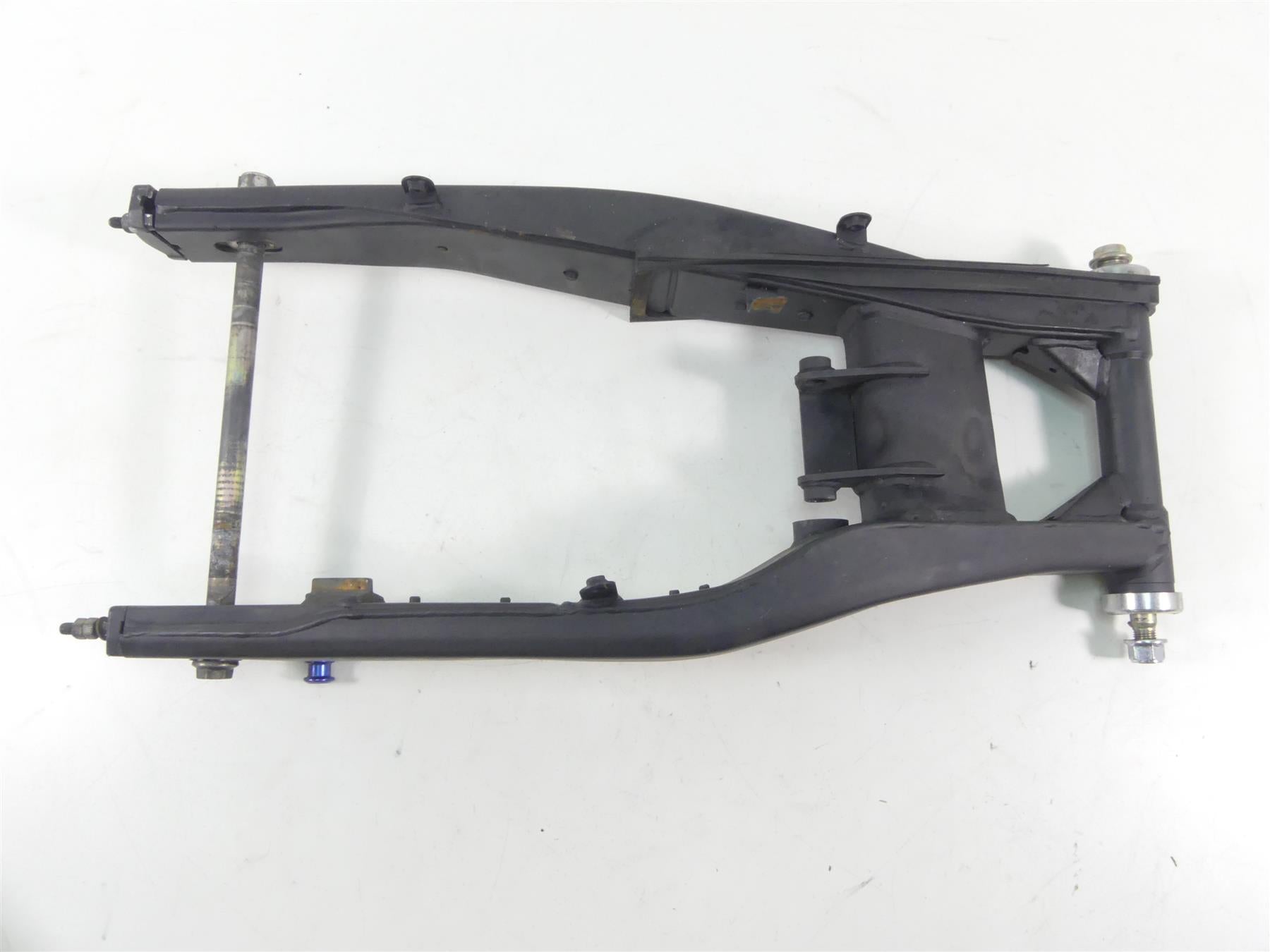 2015 Yamaha YZF-R3 Rear Straight Swingarm Swing Arm & Axle 1WD-F2110-00-00 {{ shop.shopifyCountryName }} - Mototech271