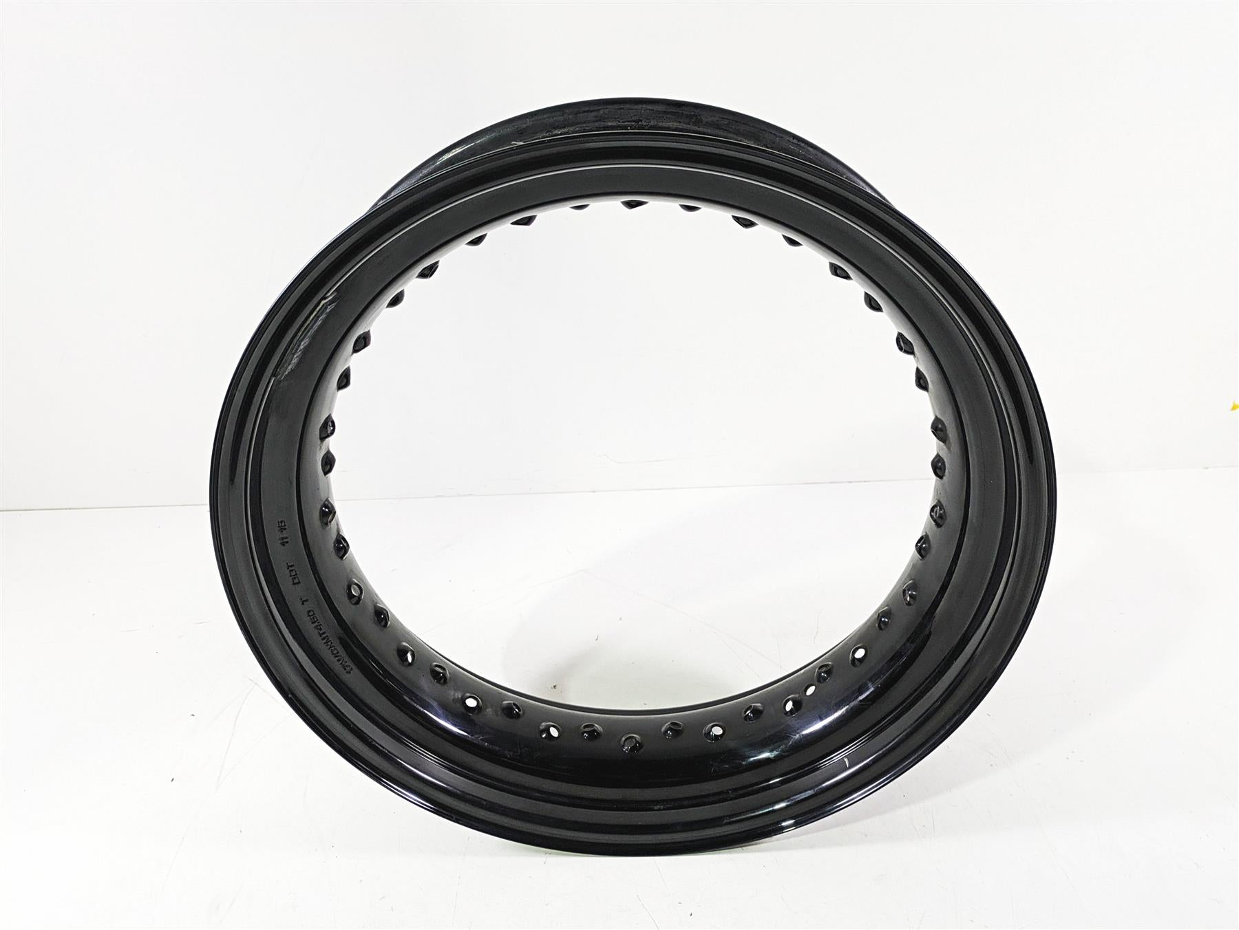 2017 Harley Dyna FXDB Street Bob Rear Wheel Rim 17x4.5 READ 41430-09A {{ shop.shopifyCountryName }} - Mototech271