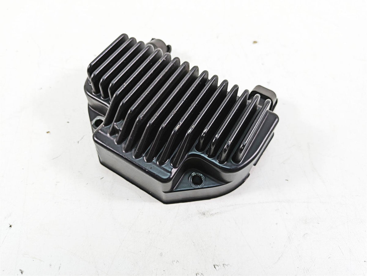 2015 Harley FXDL Dyna Low Rider Rectifier Voltage Regulator 74631-08A {{ shop.shopifyCountryName }} - Mototech271