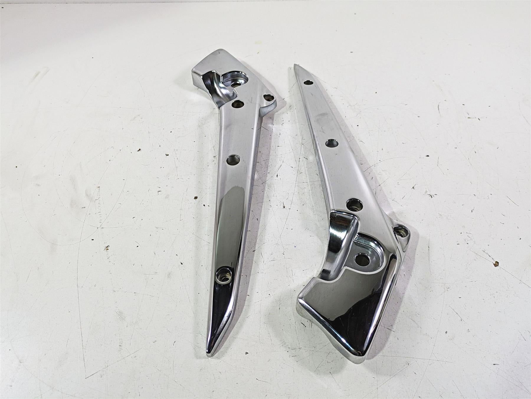 2002 Honda VTX1800 Retro Rear Fender Frame Struts Braces 77340-MCV-000 {{ shop.shopifyCountryName }} - Mototech271