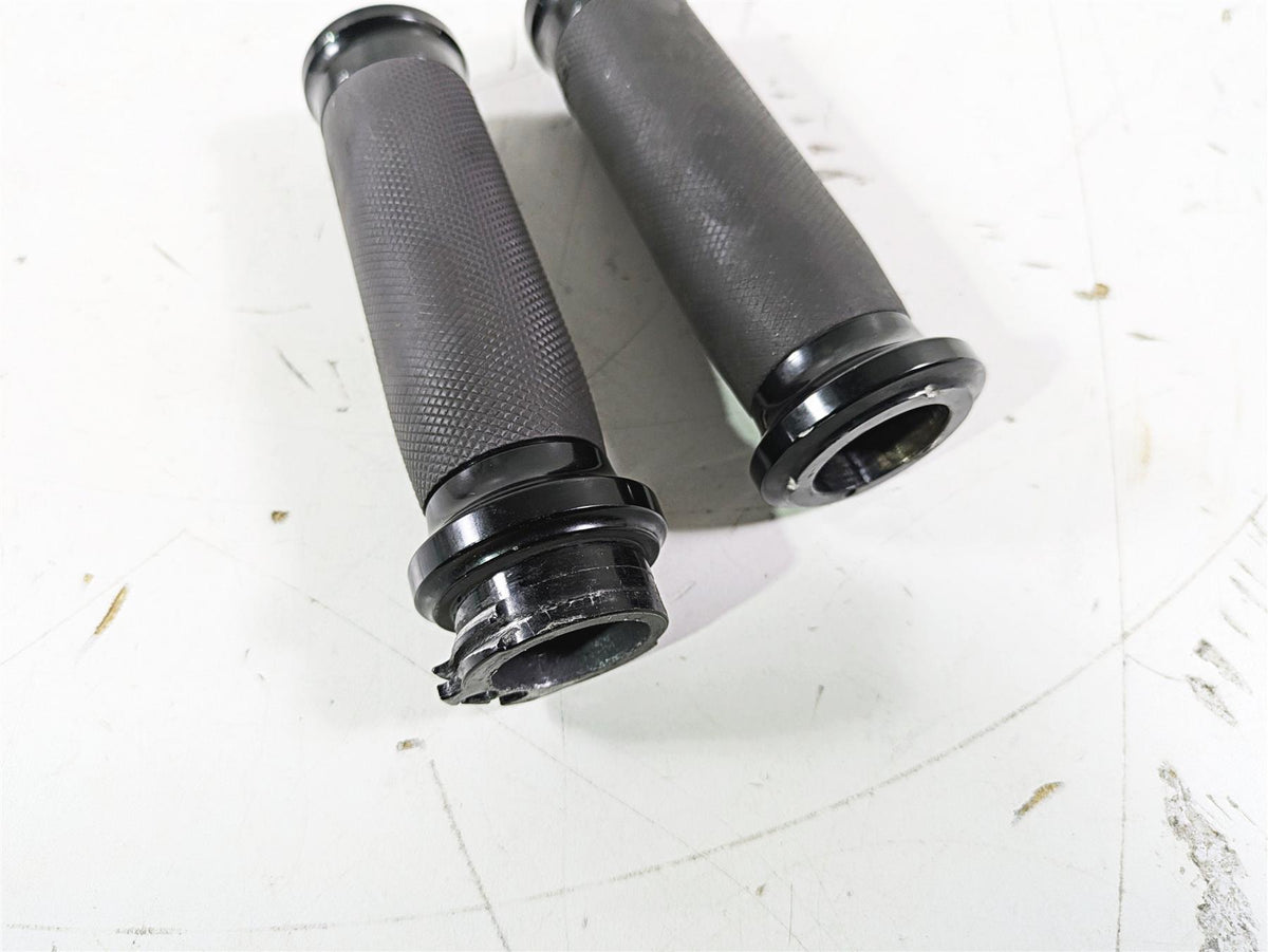 2015 Harley FXDL Dyna Low Rider Performance Machine Renthal Wrapped Grips 0063-2007-B {{ shop.shopifyCountryName }} - Mototech271