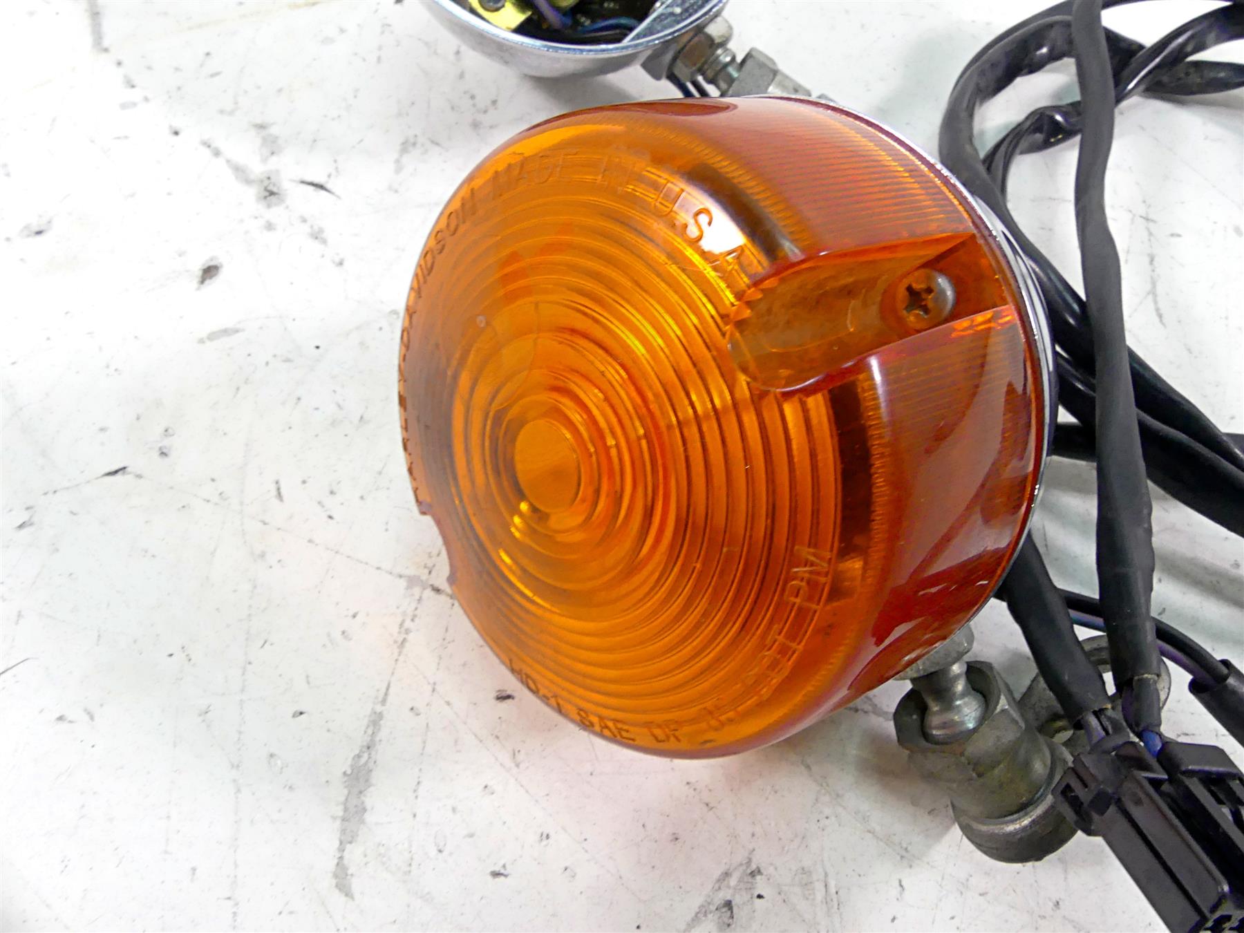 1997 Harley Sportster XL1200 C Front Turn Signal Blinker Set - Read 68709-94 {{ shop.shopifyCountryName }} - Mototech271