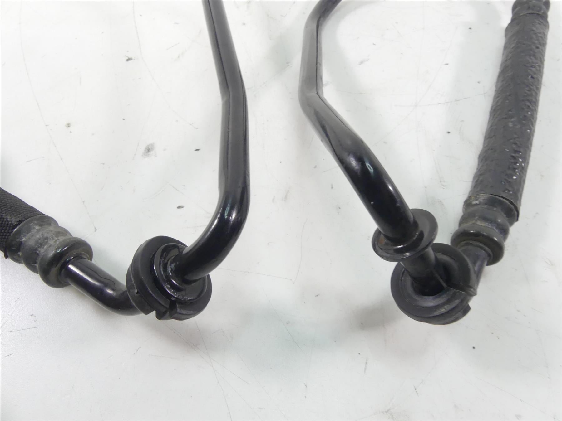 2011 Harley VRSCF Muscle Rod Oil Cooler Lines Hoses Set 62940-04A {{ shop.shopifyCountryName }} - Mototech271
