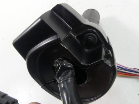 2012 Harley Touring FLHTK Electra Glide Right Hand Control Switch -Read 71684-06 {{ shop.shopifyCountryName }} - Mototech271