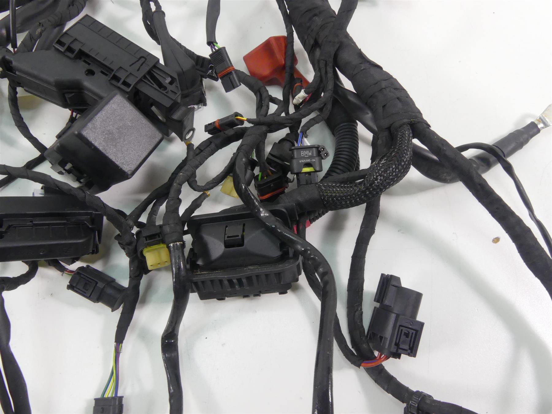 2017 BMW RnineT Racer K32 Main & Engine Wiring Harness - No Cuts 61118569727 {{ shop.shopifyCountryName }} - Mototech271