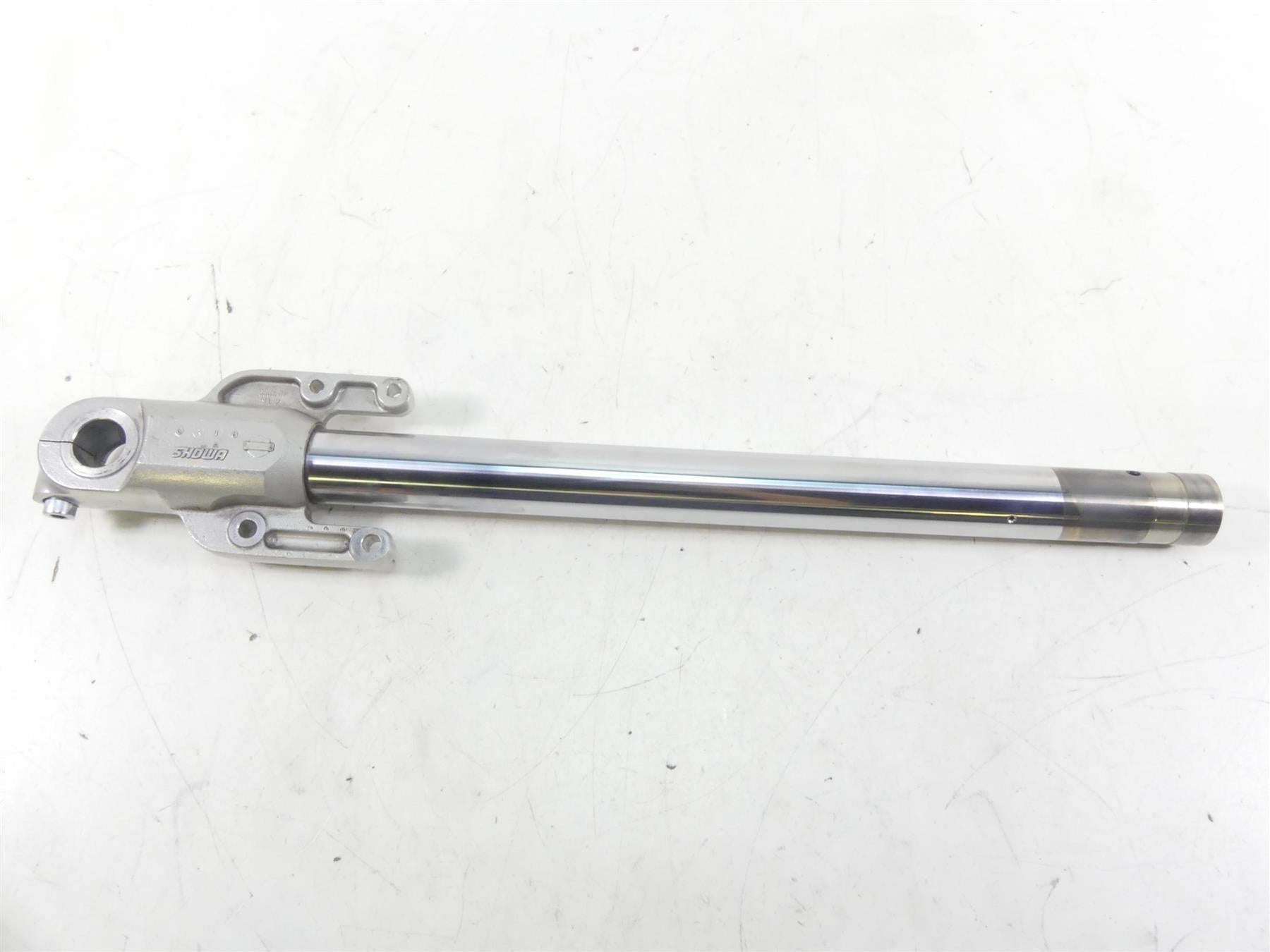 2011 Harley VRSCF Muscle Rod Showa Right Front Fork Lower Slider Tube 48703-09 {{ shop.shopifyCountryName }} - Mototech271