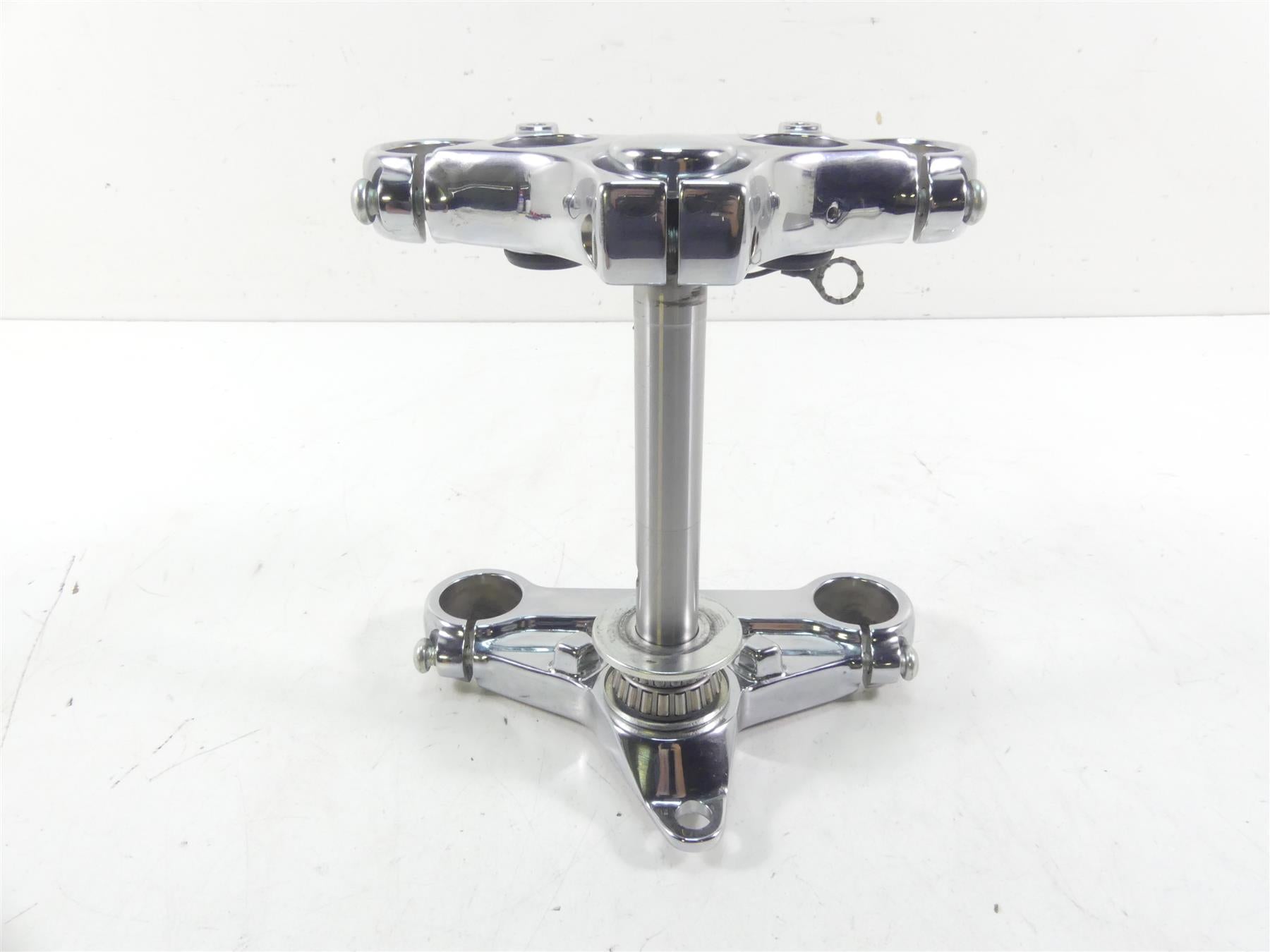2000 Harley Dyna FXR4 CVO Super Glide Upper Lower Triple Tree Set 46183-99 {{ shop.shopifyCountryName }} - Mototech271