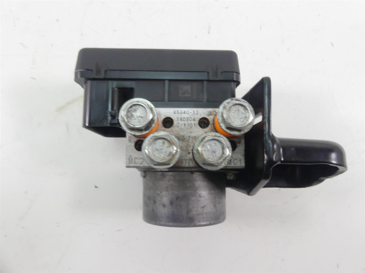 2015 Harley FLD Dyna Switchback Abs Brake Pump Module 48340-12 {{ shop.shopifyCountryName }} - Mototech271