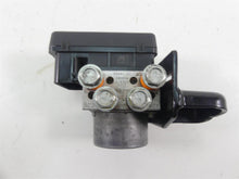 Load image into Gallery viewer, 2015 Harley FLD Dyna Switchback Abs Brake Pump Module 48340-12 | Mototech271
