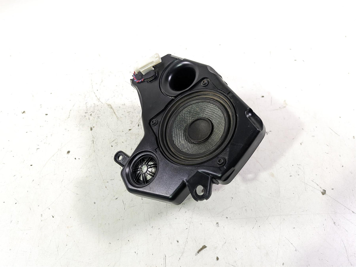 2022 BMW R1250 RT K052 Left Side Audio Speaker 65138543457 {{ shop.shopifyCountryName }} - Mototech271