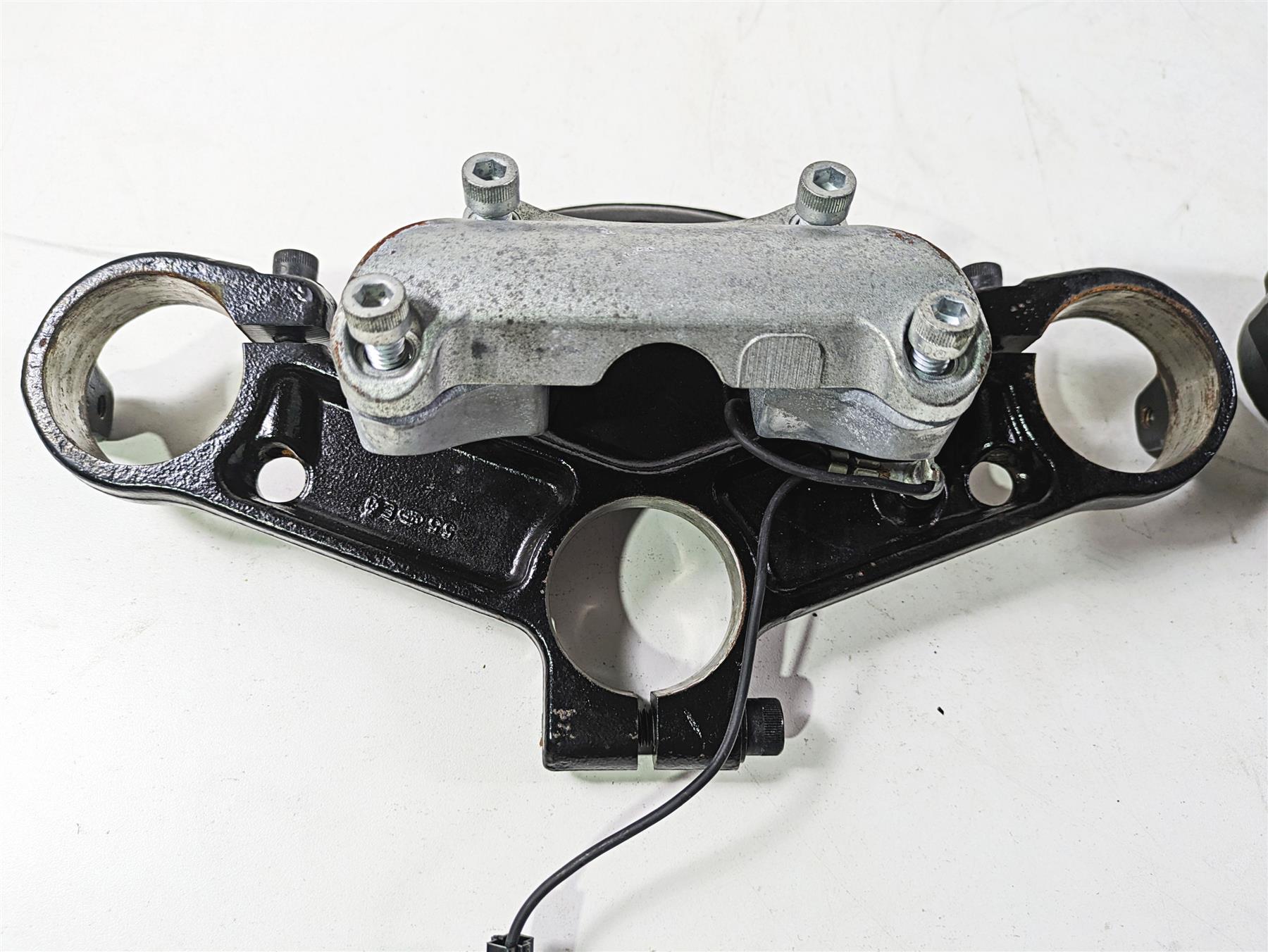 2020 Harley Touring FLHT Electra Glide Upper Lower Triple Tree Set 45900091A {{ shop.shopifyCountryName }} - Mototech271