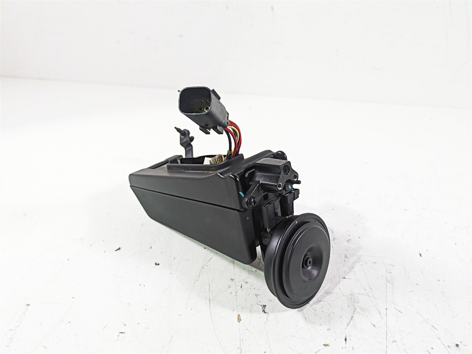 2019 Harley FLHCS Softail Heritage Horn + Box & Wiring 69201654 69000014 {{ shop.shopifyCountryName }} - Mototech271