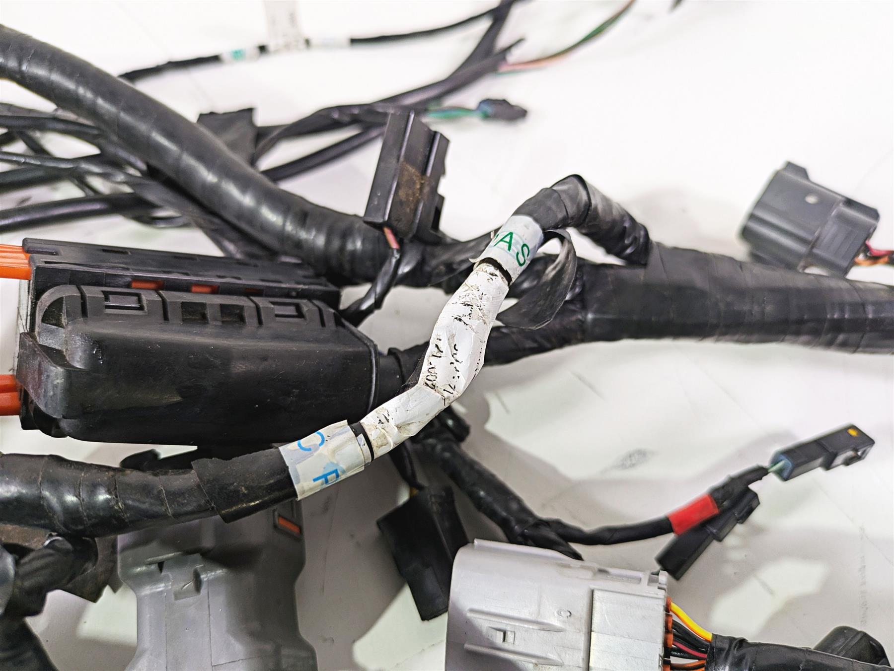 2015 Triumph Tiger Explorer XC Wiring Harness Loom - No Cuts T2501095 {{ shop.shopifyCountryName }} - Mototech271