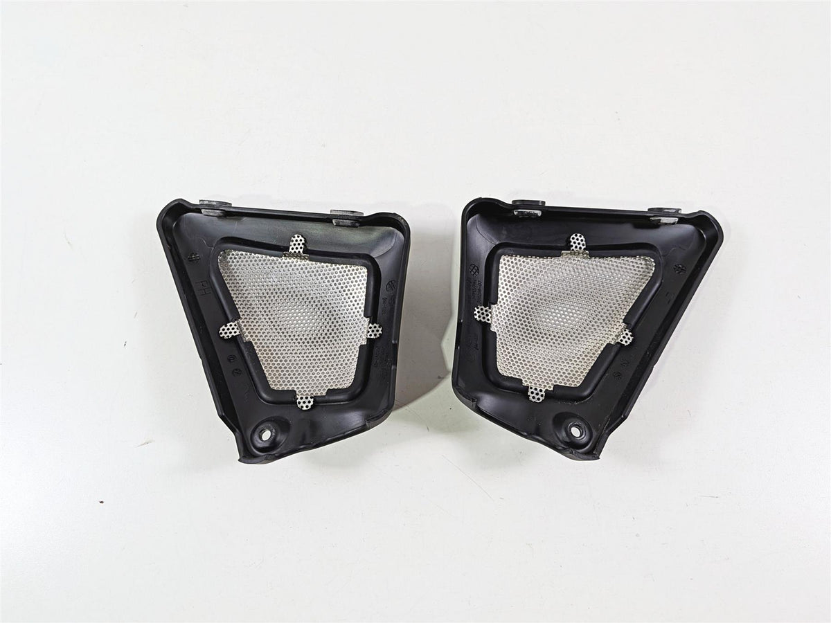 2011 Harley VRSCDX Night Rod Neck Cover Fairing Set 66297-07 66298-07 {{ shop.shopifyCountryName }} - Mototech271
