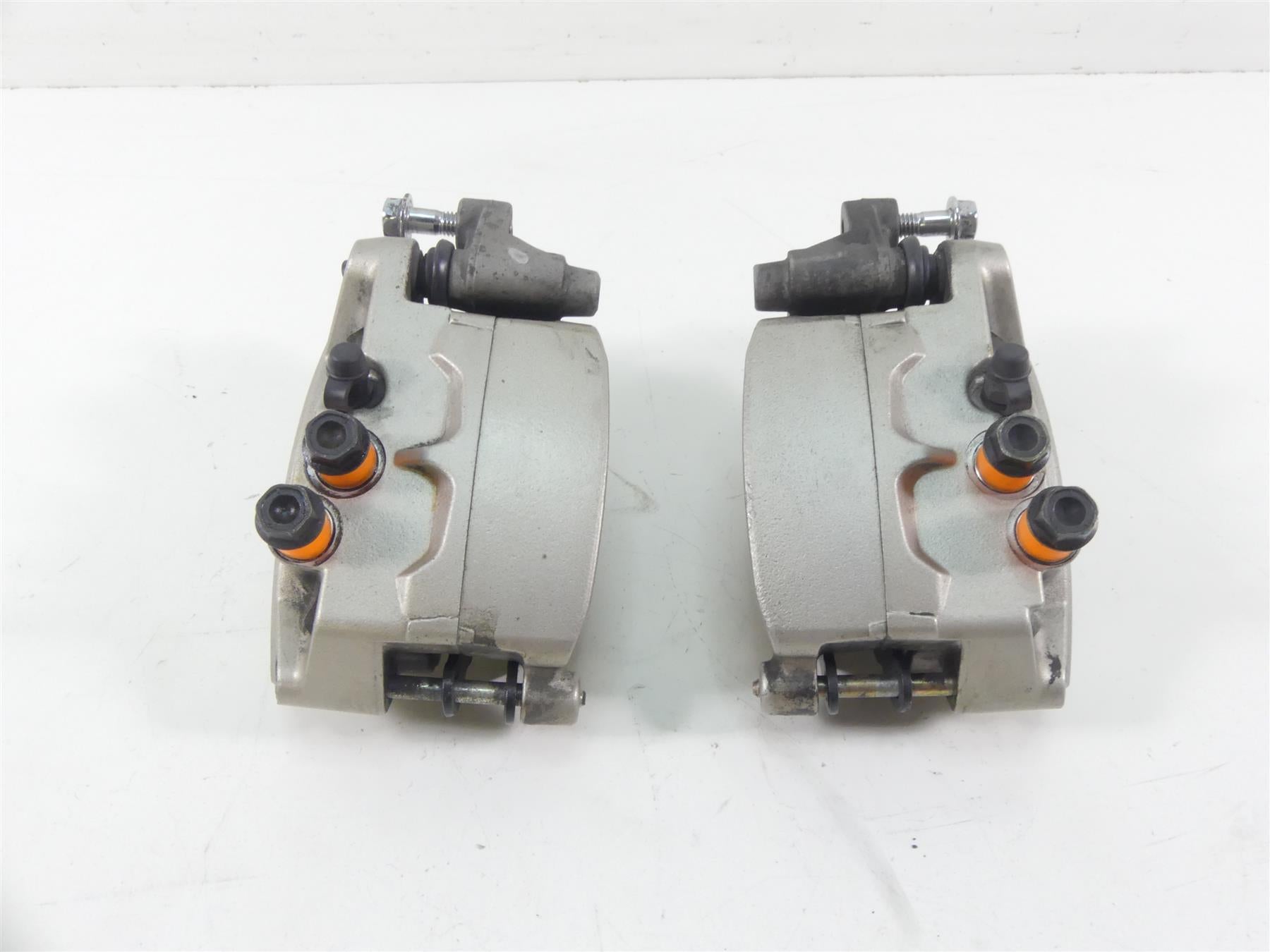 2003 Honda VTX1800R Front Nissin Brake Caliper Set 45150-MCV-006 {{ shop.shopifyCountryName }} - Mototech271