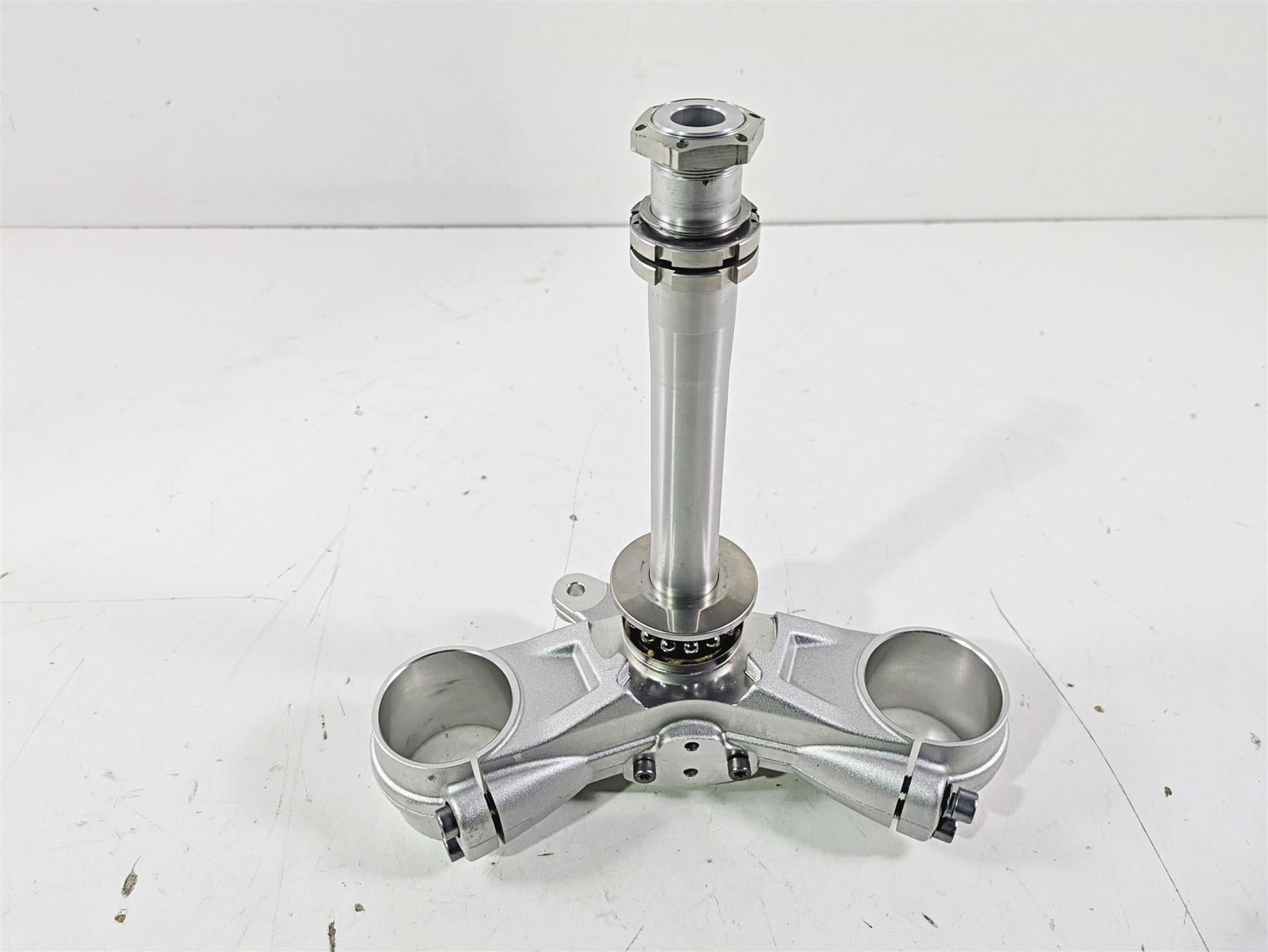 2015 BMW R nineT K21 Lower Triple Tree Steering Stem 31428552873 31428538054