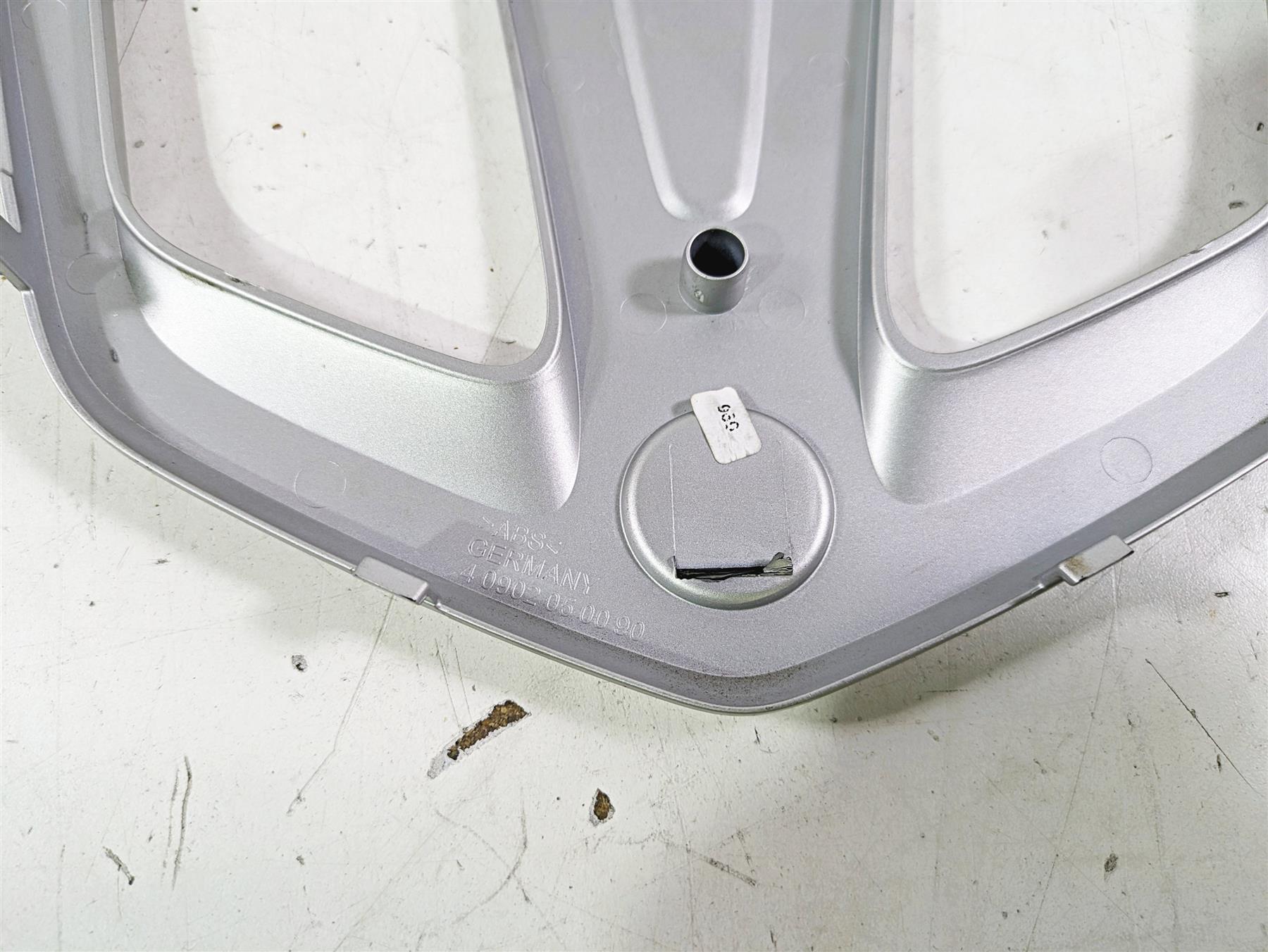 2014 BMW R1200 RT RTW K52 Rear Tail Upper Cover Fairing 46548533521 {{ shop.shopifyCountryName }} - Mototech271