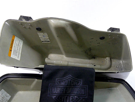 2003 Harley Touring FLHTCI E-Glide 100TH Saddlebag Saddle Bag Set 90753-93 {{ shop.shopifyCountryName }} - Mototech271