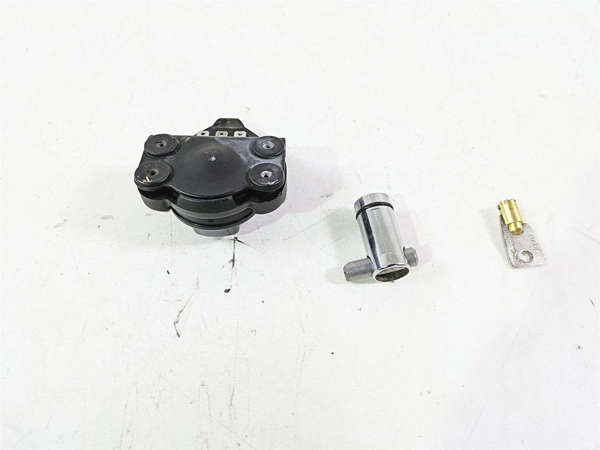 2013 Harley VRSCF Muscle Rod Ignition Switch Key Lock Set 70020-05 {{ shop.shopifyCountryName }} - Mototech271