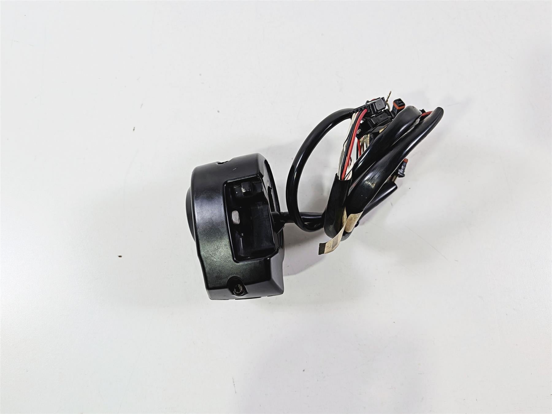 2016 Harley Touring FLHX Street Glide Right Hand Control Switch 71500129B {{ shop.shopifyCountryName }} - Mototech271