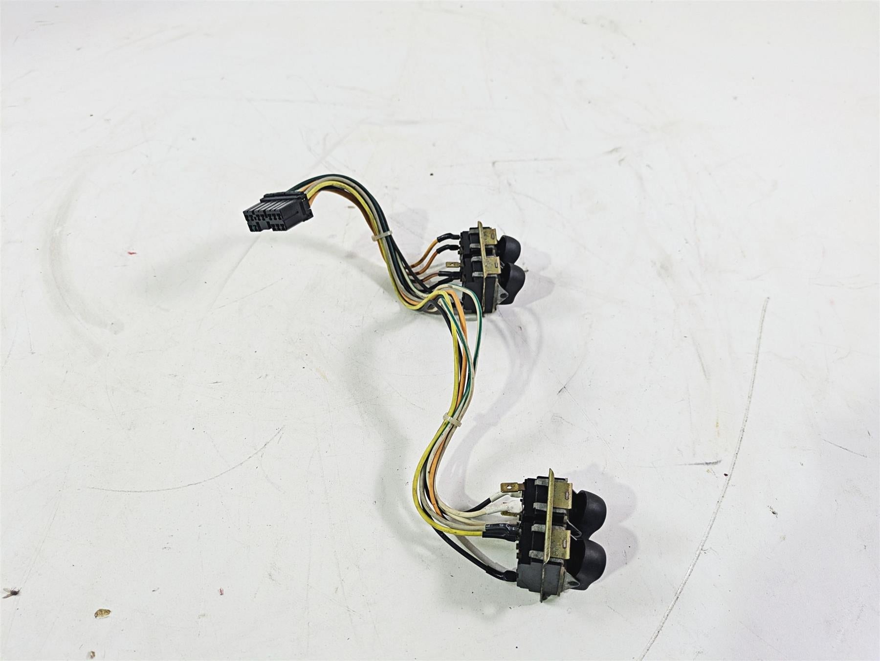 1996 Harley Touring FLHTCUI Electra Glide Aux Cruise Control Switch Set 71535-96 {{ shop.shopifyCountryName }} - Mototech271