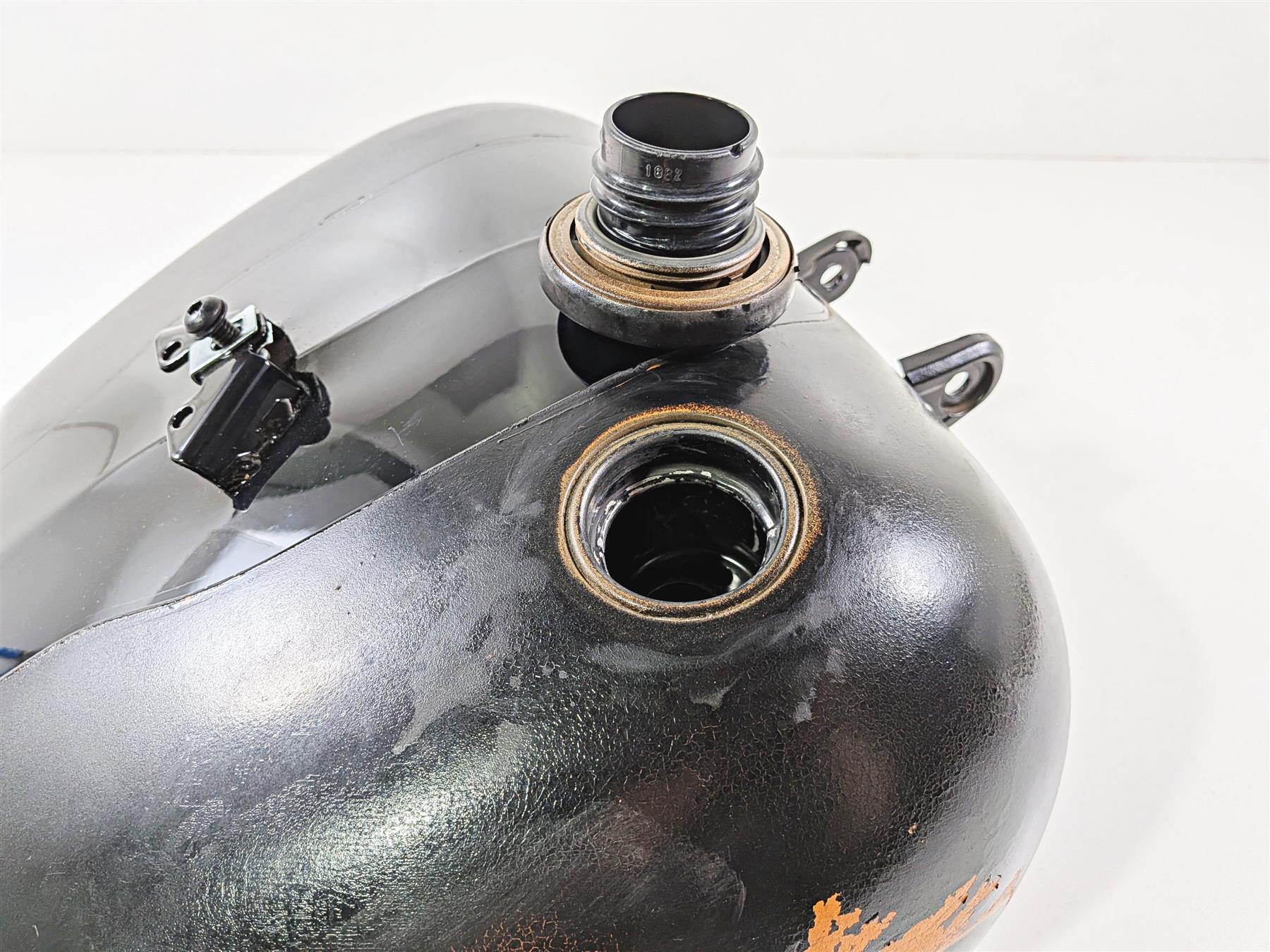 2022 Harley Softail FXLRST Low Rider Fuel Gas Petrol Tank -No Dents But 61000858 {{ shop.shopifyCountryName }} - Mototech271