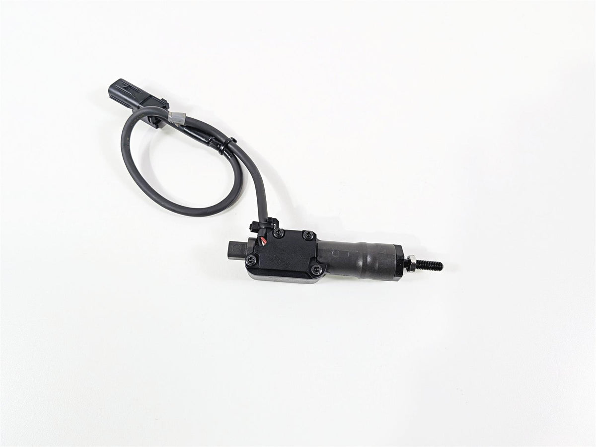 2023 Yamaha MT10 MTN1000 Quick Shifter Shift Assistant B5Y-82480-00-00 {{ shop.shopifyCountryName }} - Mototech271