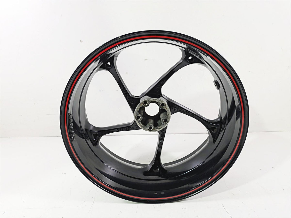 2019 Triumph Speed Triple RS 1050 Straight Rear Wheel Rim 17x6 T2010574 {{ shop.shopifyCountryName }} - Mototech271