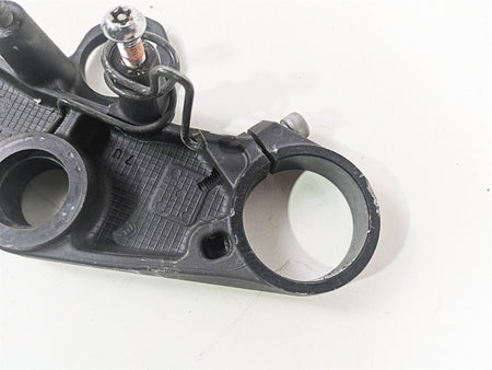 2006 Suzuki GSXR1000 K6 Upper Triple Tree Steering Clamp 51410-41G00 {{ shop.shopifyCountryName }} - Mototech271