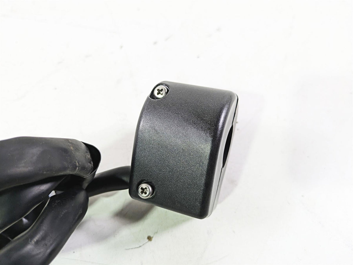 2008 Yamaha XVS1300 V-Star Tourer Left Hand Control Switch 3D8-83973-00-00 {{ shop.shopifyCountryName }} - Mototech271