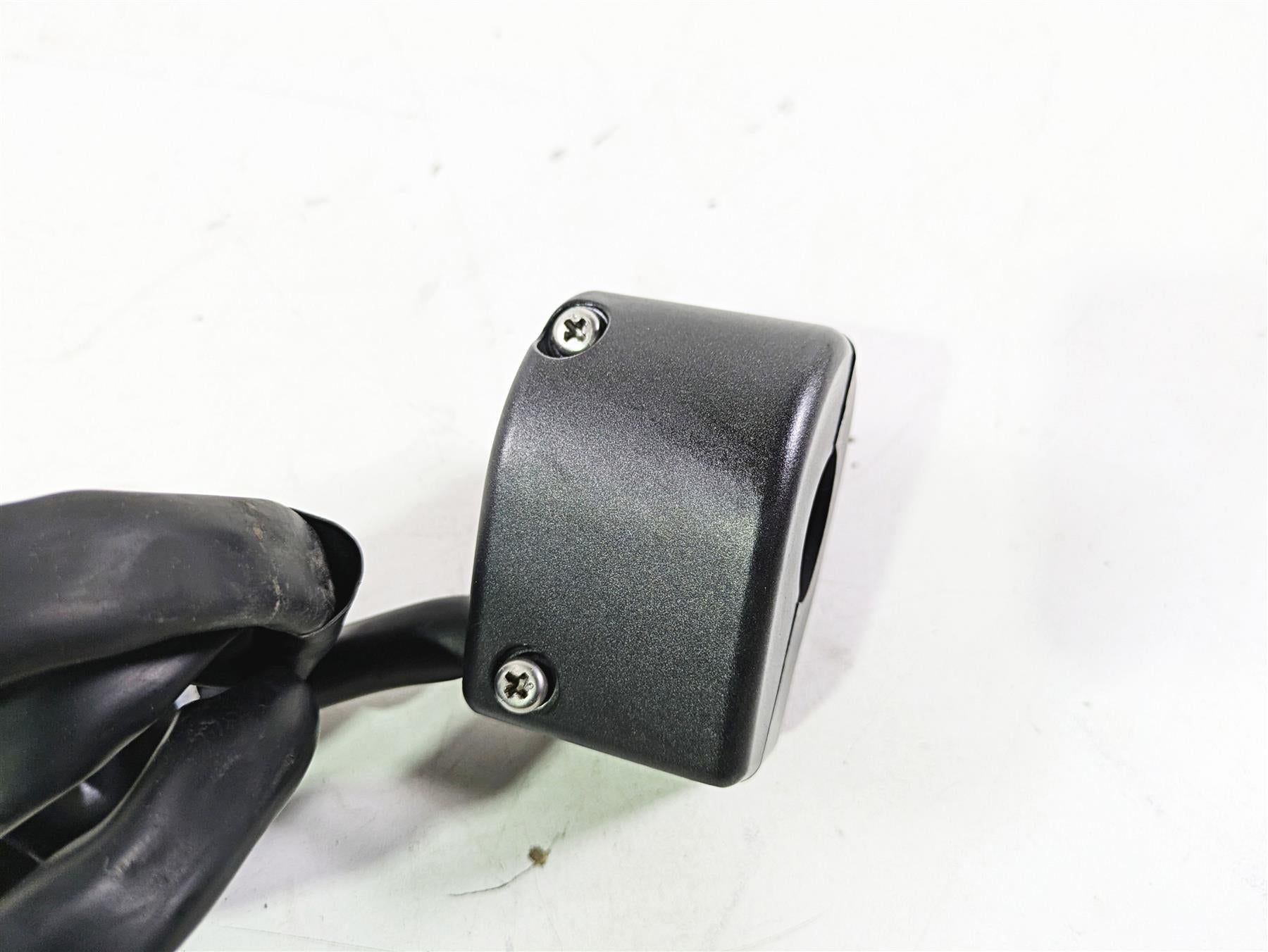 2008 Yamaha XVS1300 V-Star Tourer Left Hand Control Switch 3D8-83973-00-00 {{ shop.shopifyCountryName }} - Mototech271