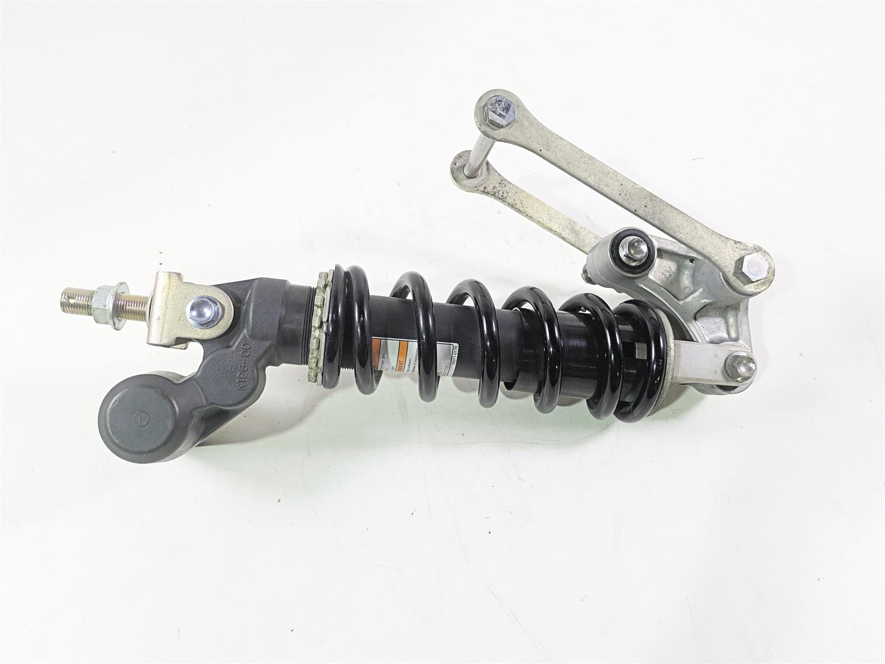 2020 Kawasaki ZX6R ZX636 Ninja Rear Suspension Shock Black 45014-0393-52E {{ shop.shopifyCountryName }} - Mototech271