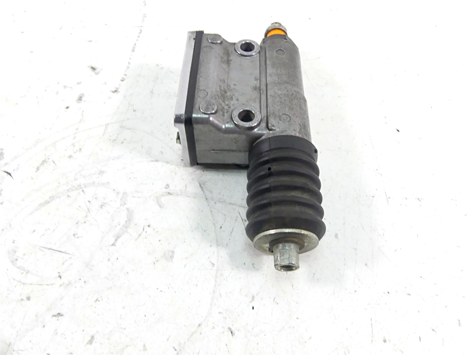 1997 Harley Sportster XL1200 C Rear Brake Master Cylinder 42456-87D {{ shop.shopifyCountryName }} - Mototech271