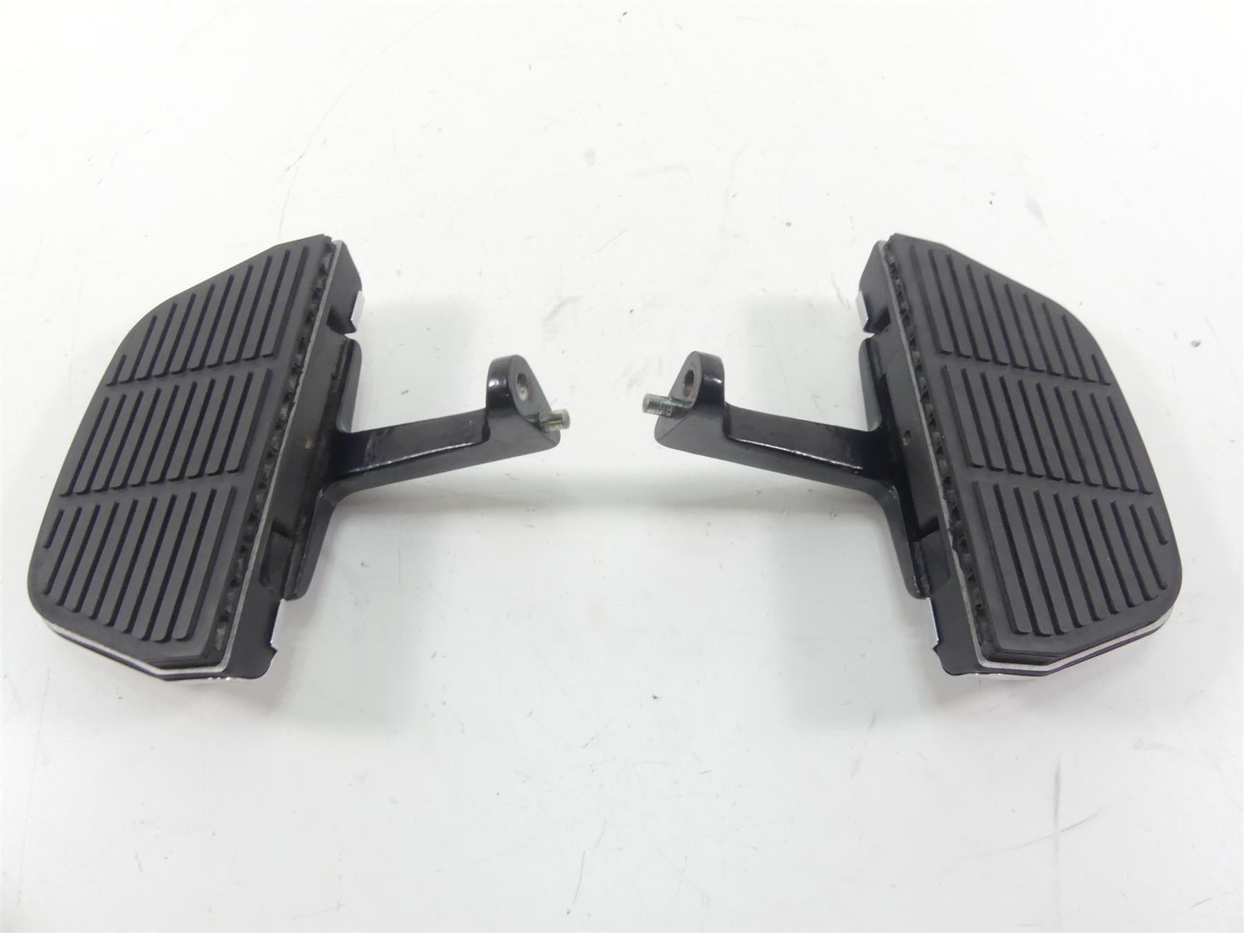 1999 Harley Touring FLHTCUI Electra Glide Rear Passenger Floor Boards 52719-93B {{ shop.shopifyCountryName }} - Mototech271