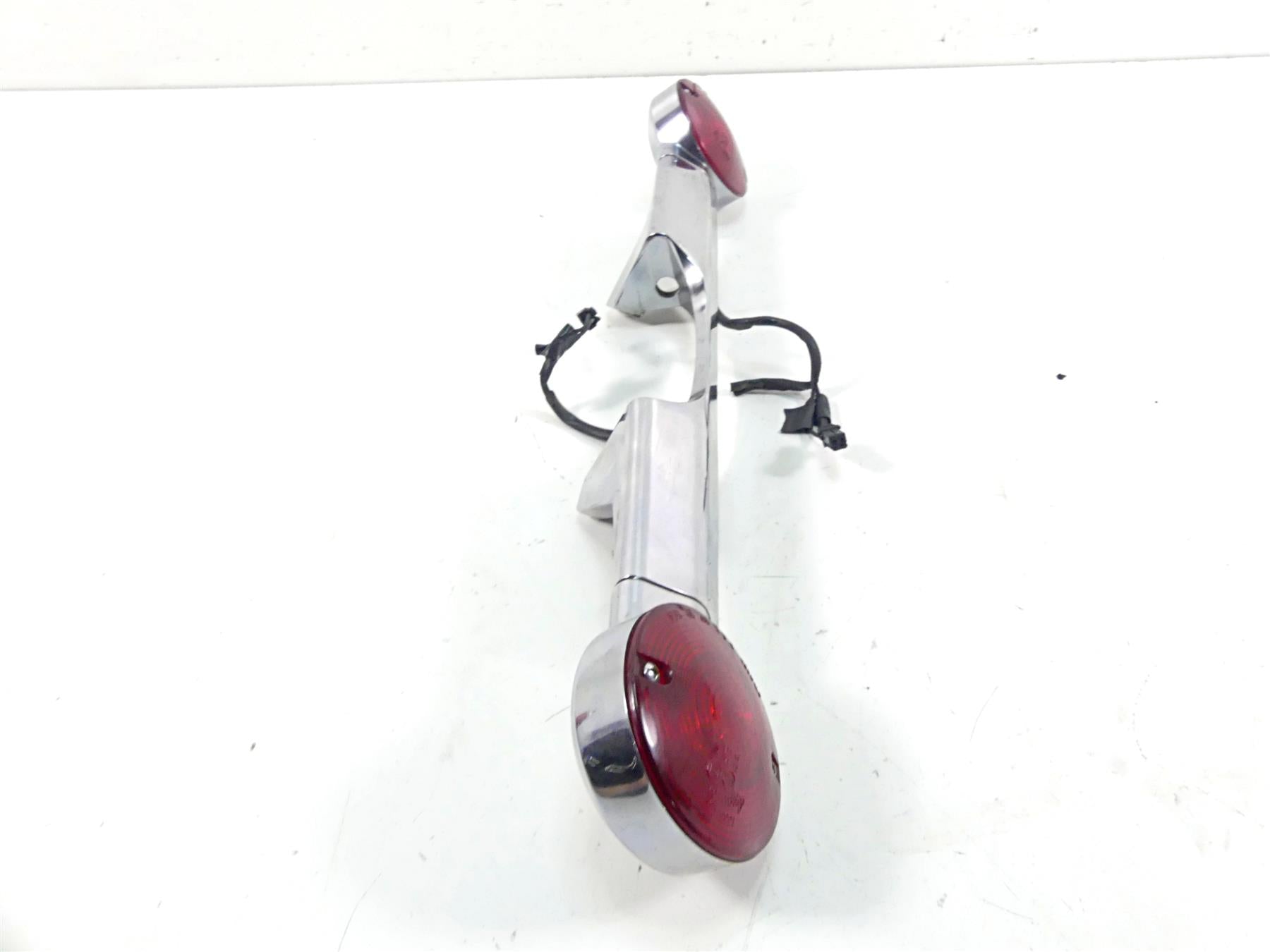 2007 Harley Touring FLHRC Road King Rear Led Turn Signal Blinker Bar 68145-98 {{ shop.shopifyCountryName }} - Mototech271