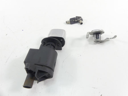 2011 Harley Touring FLTRU Road Glide Ignition Switch Key Lock Set -Read 71572-06 {{ shop.shopifyCountryName }} - Mototech271