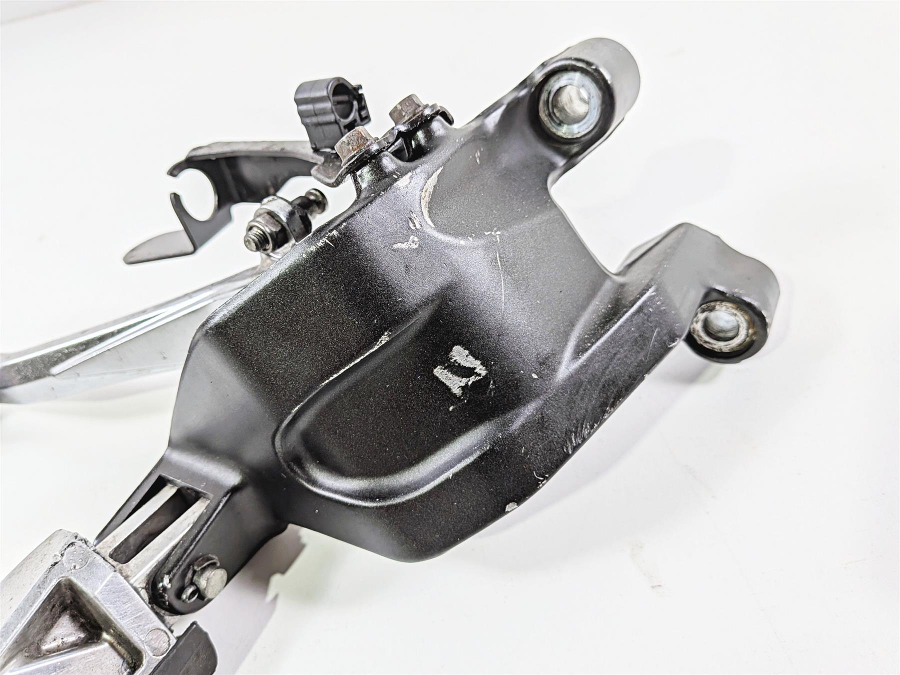 2012 Yamaha XV1900 Raider S Right Foot Peg & Brake Pedal 5C7-27420-00-00 {{ shop.shopifyCountryName }} - Mototech271