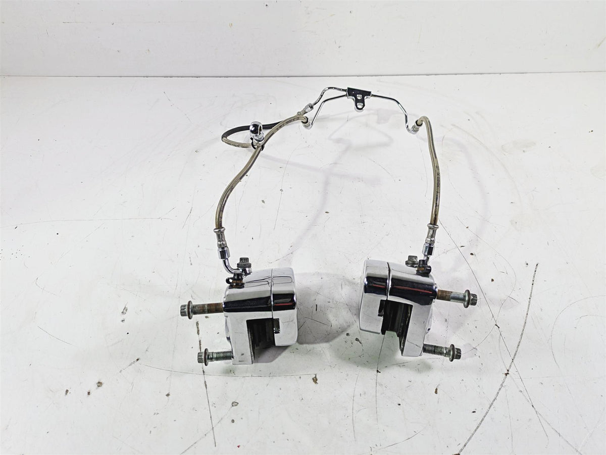 2007 Harley Touring FLHTCU SE CVO E-Glide Front Chrome Brake Caliper Set 4381-99 {{ shop.shopifyCountryName }} - Mototech271