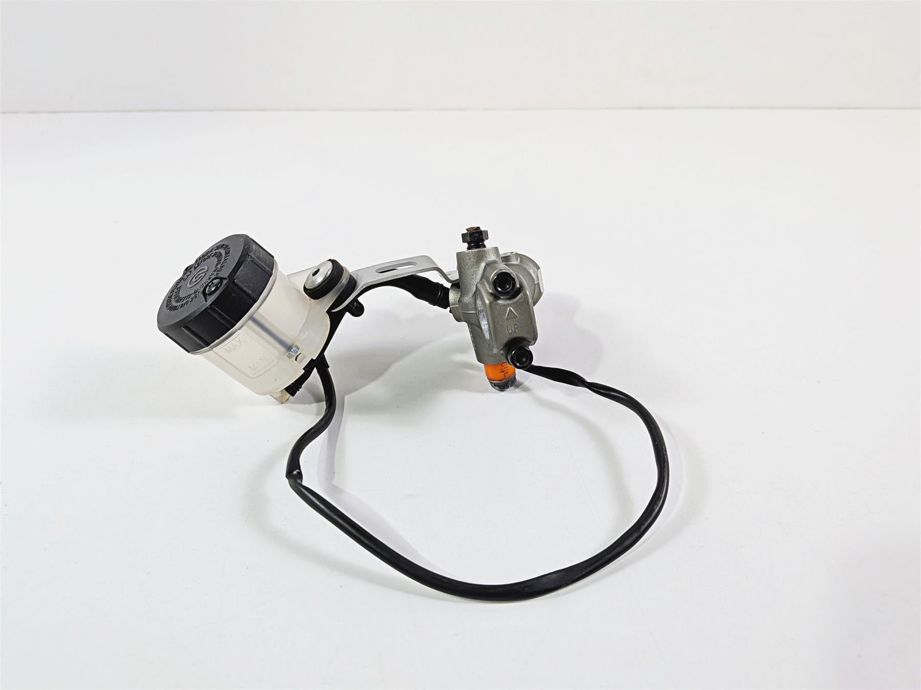 2019 Ducati 959 Panigale Radial Front Brake Master Cylinder - Read 62440862A {{ shop.shopifyCountryName }} - Mototech271