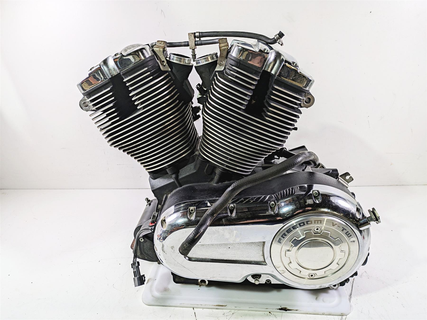 2004 Victory Kingpin Running V92 Black Engine Motor 35k - Video 1202542 {{ shop.shopifyCountryName }} - Mototech271